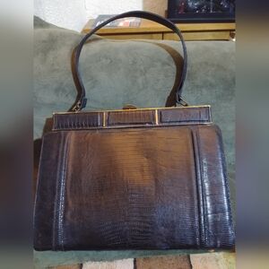 Elegant Vintage Black Leather Handbag